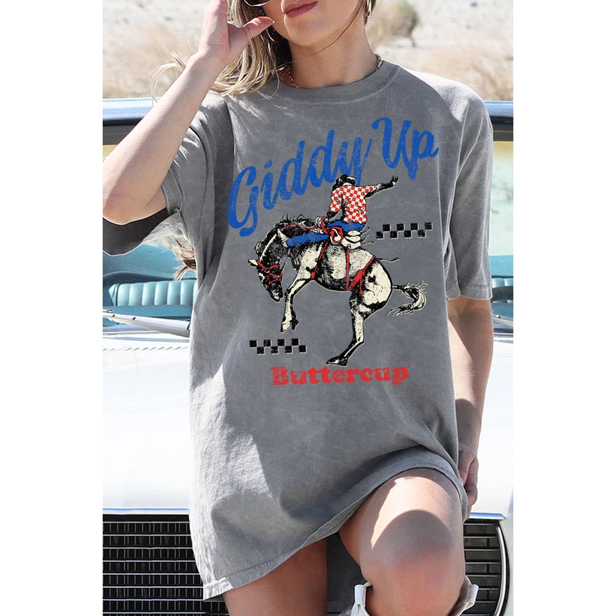 GIDDY UP BUTTERCUP OVERSIZED MINERAL GRAPHIC TEE: Mineral Magenta