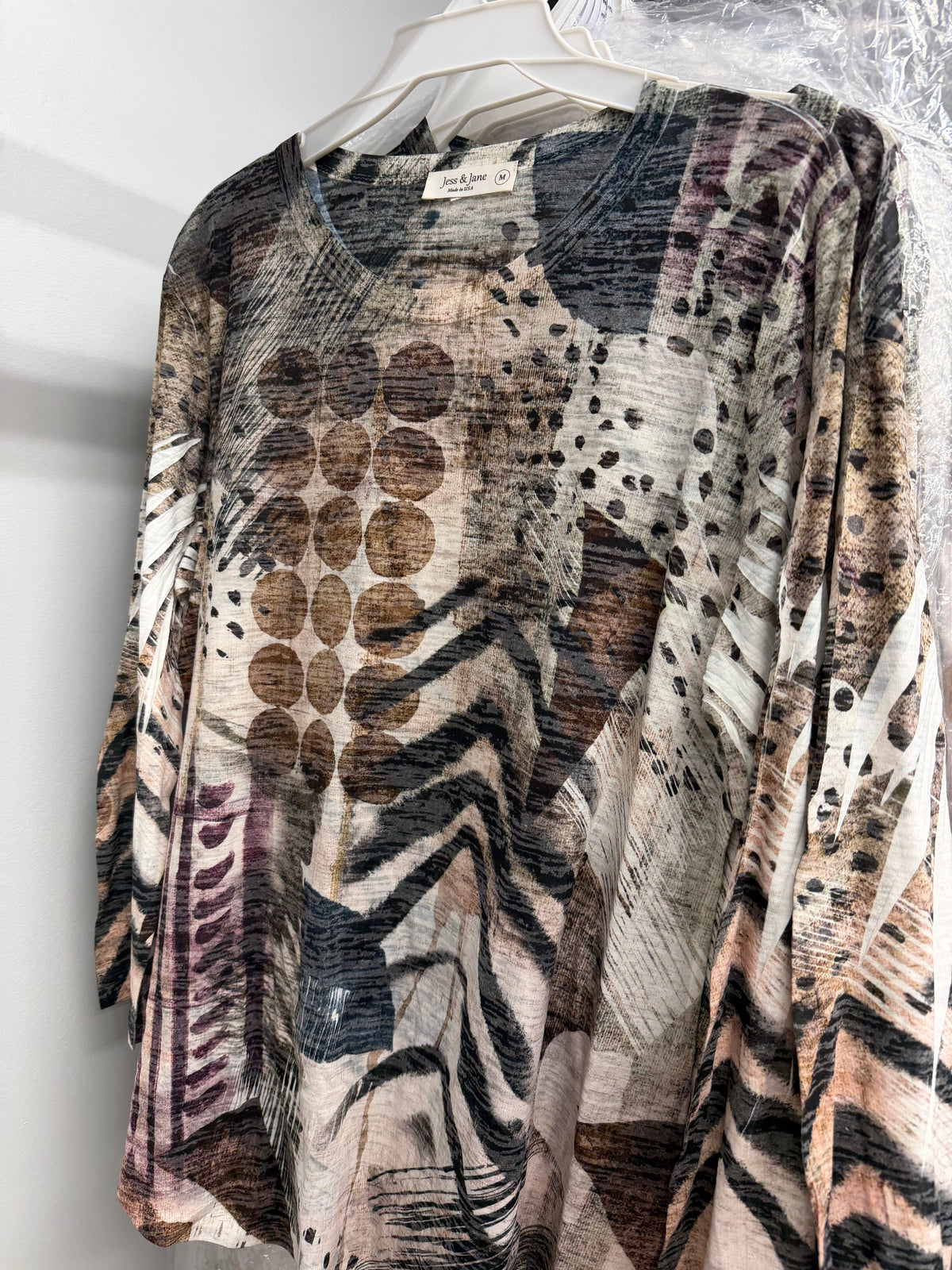 JESS & JANE: NOMADIC TOP