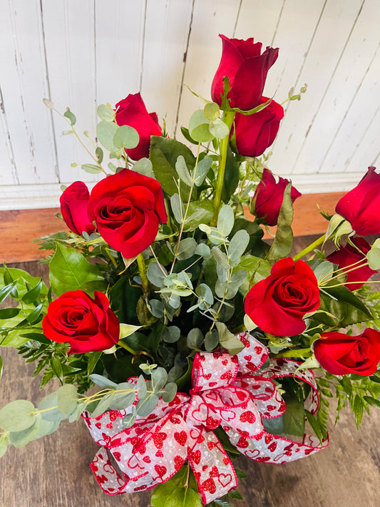 DOZEN ROSE BOUQUET